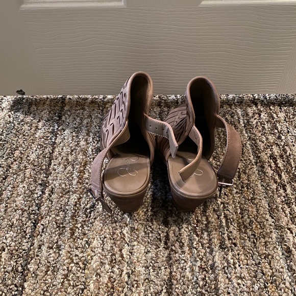 Jessica Simpson Heels - Picture 2 of 3